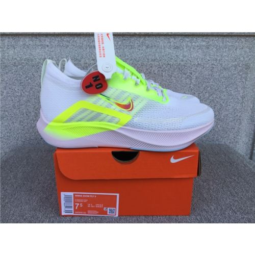 Nike Zoom Fly 4 Carbon Plate Running Shoe DN2658-101