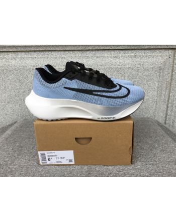 Nike Zoom Fly 5 Carbon Plate Running Shoe DM8968-401